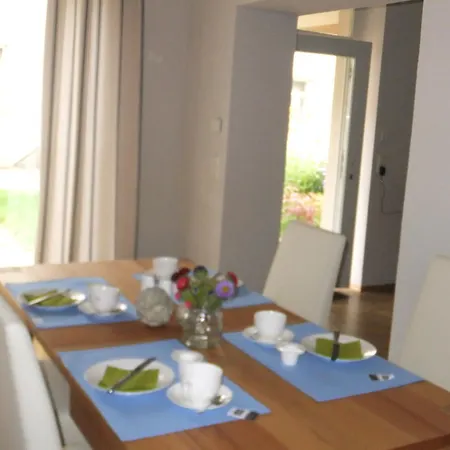 Gartenhaus Auguste 펜션 드레스덴